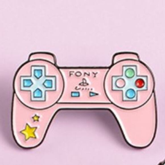 Pink - Game Station Controller Pin Brooch - Picture 1 of 1